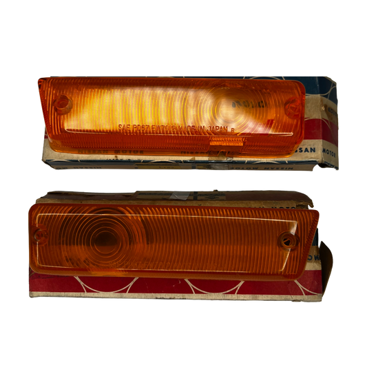 Genuine NOS Early 1968 Datsun 1600 JDM Front Indicator Lenses - Pair